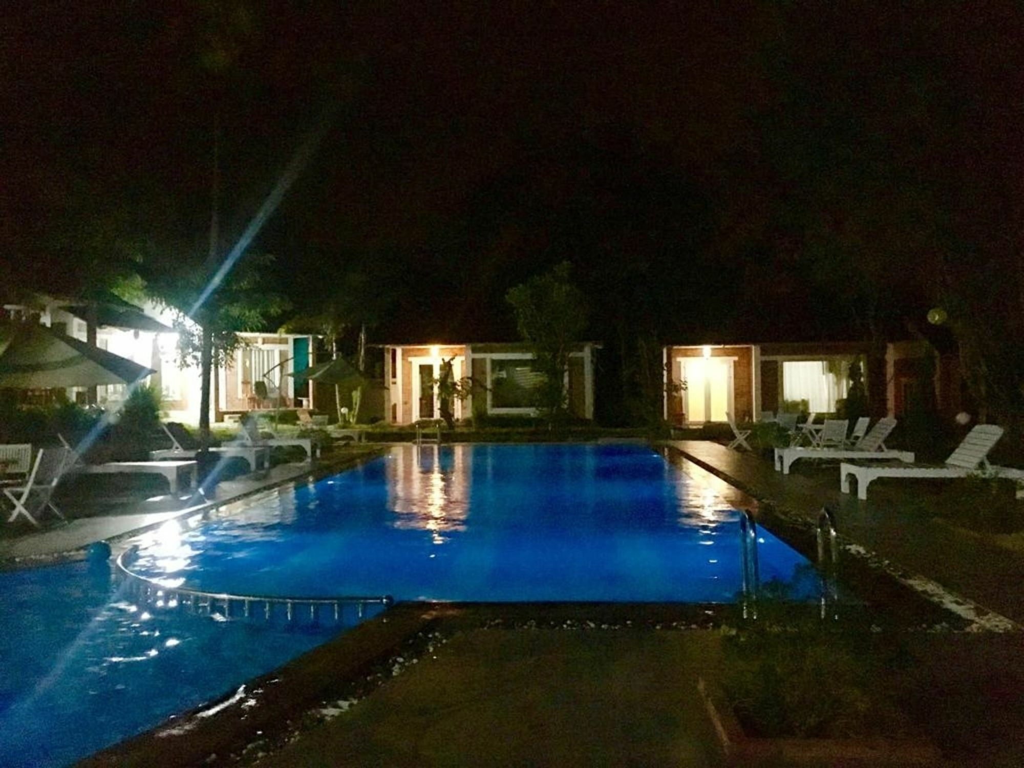 Her Bungalow Фу Куок Екстериор снимка